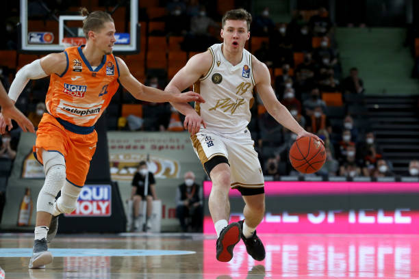 在过去几季 在过去几季